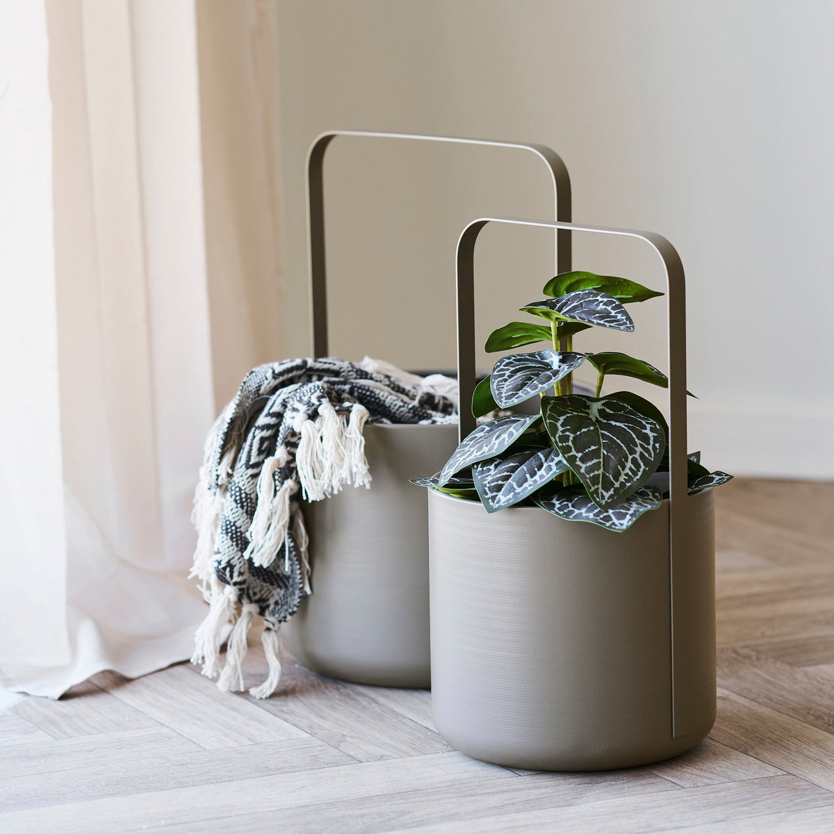 DUNA - מבט נוסף